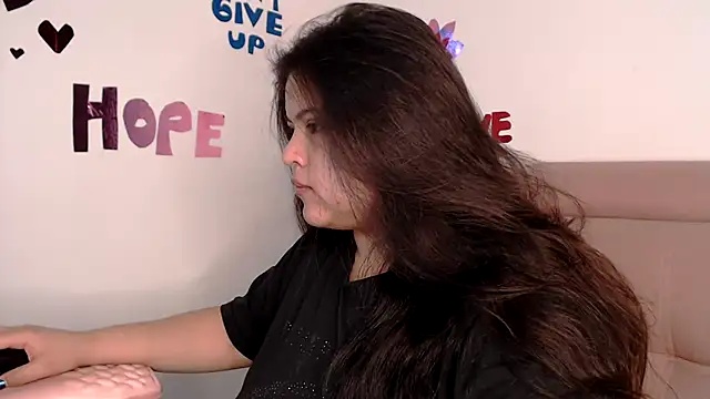 lizzie c online show from 6, 2, 2026