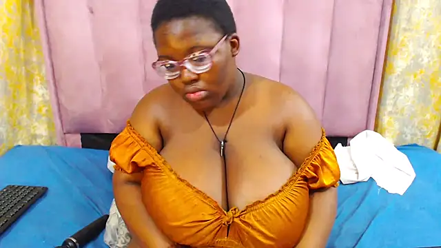 Snapshot of Damm_Bobbies chatting on 21, 5, 2026 Damm Bobbies online show from 21, 5, 2026