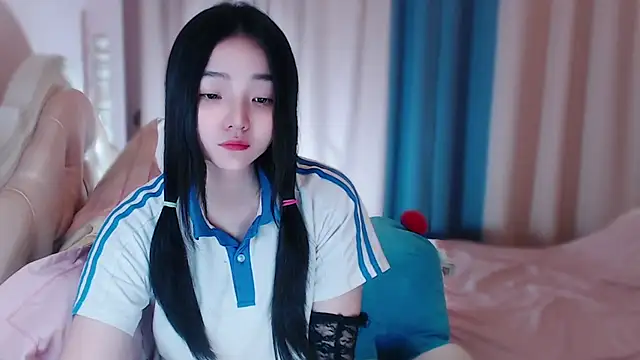 xiao-xiao-D online show from 12, 10, 2025