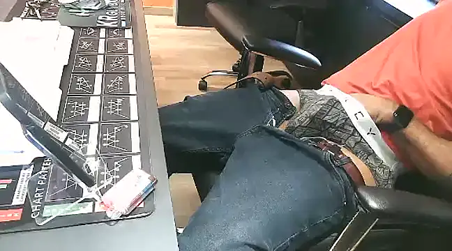 Nil Talreja online show from 4, 2, 2025