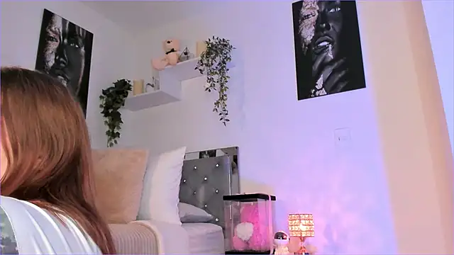 Alissonroses online show from 12, 9, 2025