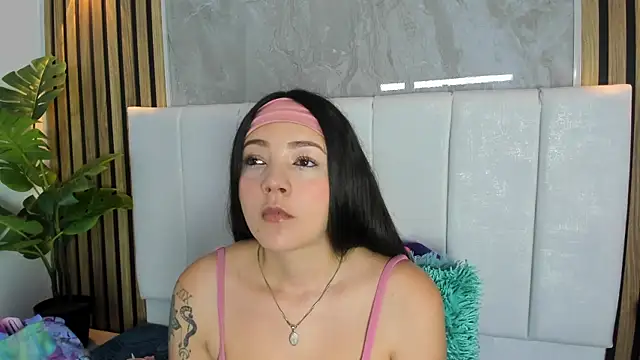 Snapshot of Samantha_Good chatting on 2, 6, 2026 Samantha Good online show from 2, 6, 2026