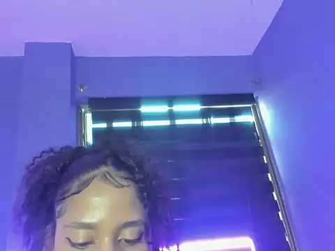 CintiaWalker online show from 22, 12, 2025