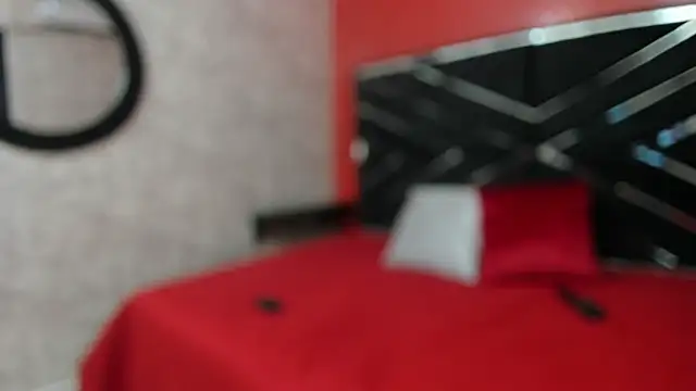 SEXY HOTTIE   online show from 9, 1, 2025