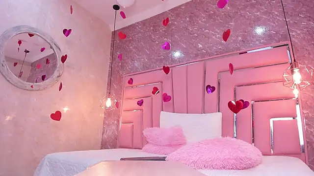 SEXY HOTTIE   online show from 9, 3, 2025