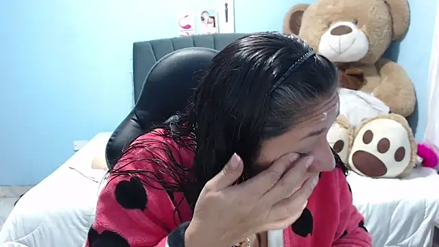 Snapshot of AngelRouss chatting on 27, 9, 2025 AngelRouss online show from 27, 9, 2025