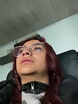 michell boobs  online show from 8, 3, 2025