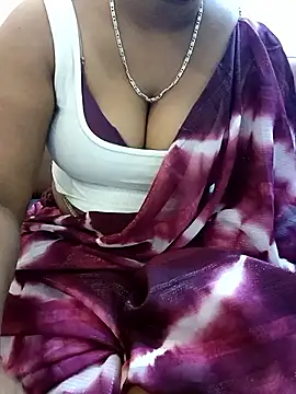 Snapshot of Tamilbigboobie chatting on 8, 9, 2025 Tamilbigboobie online show from 8, 9, 2025