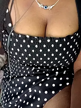 Snapshot of Tamilbigboobie chatting on 28, 10, 2025 Tamilbigboobie online show from 28, 10, 2025