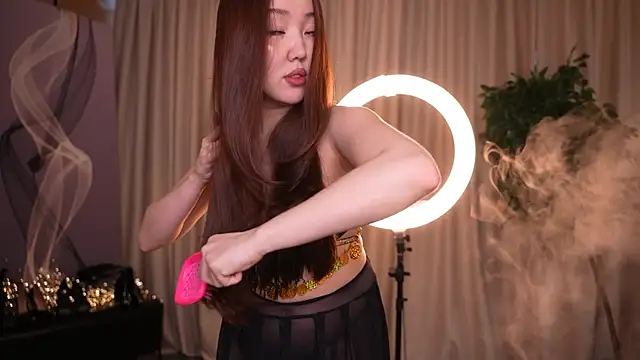Amelyisthatyou online show from 25, 4, 2026