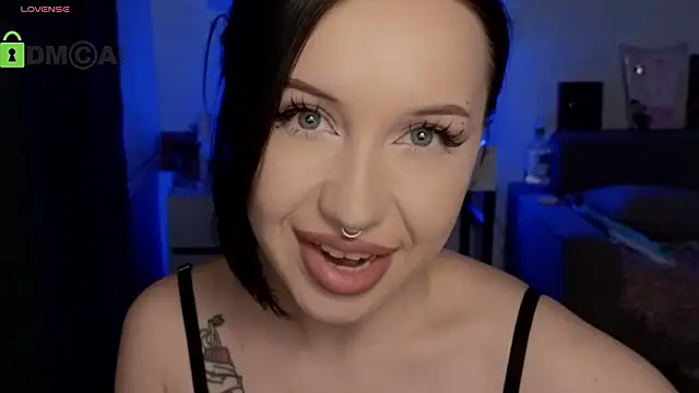 MoranaMissGod online show from 4, 3, 2026