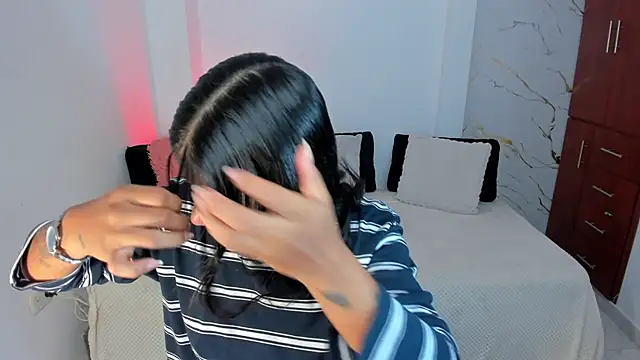 martina roldam online show from 5, 6, 2026
