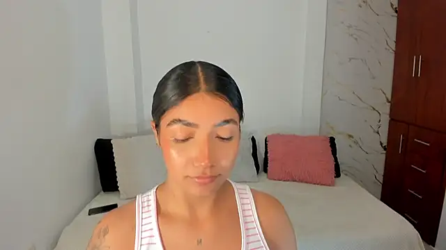 Snapshot of martina_roldam chatting on 21, 7, 2026 martina roldam online show from 21, 7, 2026