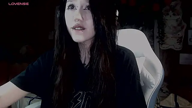 chloe crystall killer online show from 9, 3, 2026