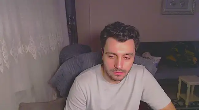 handsomeee04 online show from 17, 2, 2025