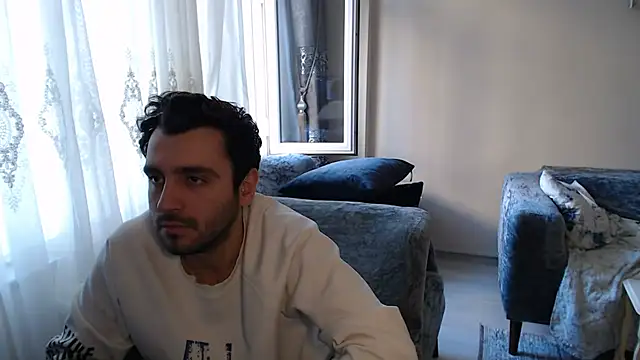 handsomeee04 online show from 25, 4, 2026