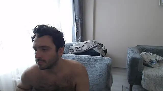 handsomeee04 online show from 27, 4, 2026