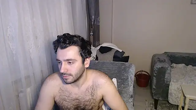 handsomeee04 online show from 28, 4, 2026