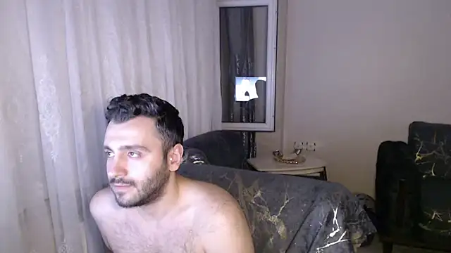 Snapshot of handsomeee04 chatting on 7, 7, 2026 handsomeee04 online show from 7, 7, 2026