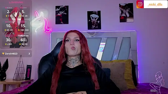 Snapshot of supradoll chatting on 21, 10, 2025 supradoll online show from 21, 10, 2025