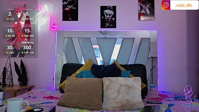 Snapshot of supradoll chatting on 29, 10, 2025 supradoll online show from 29, 10, 2025