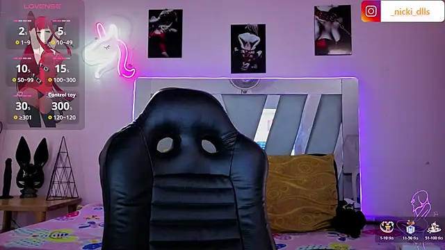 Snapshot of supradoll chatting on 6, 11, 2025 supradoll online show from 6, 11, 2025