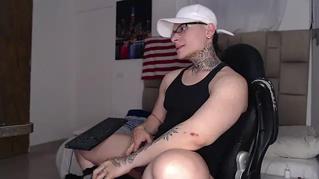 DennisWalkerr online show from 27, 12, 2024