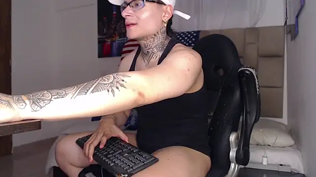 DennisWalkerr online show from 12, 1, 2025