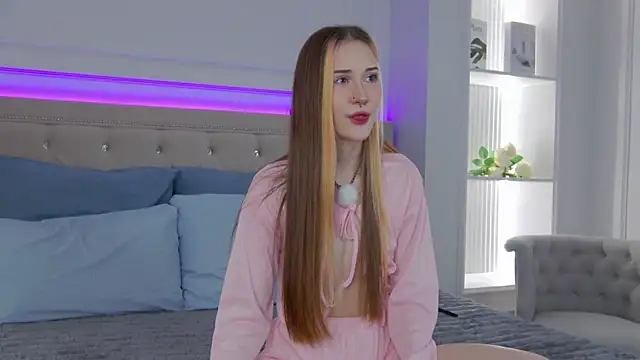 SashaMeow online show from 19, 4, 2026