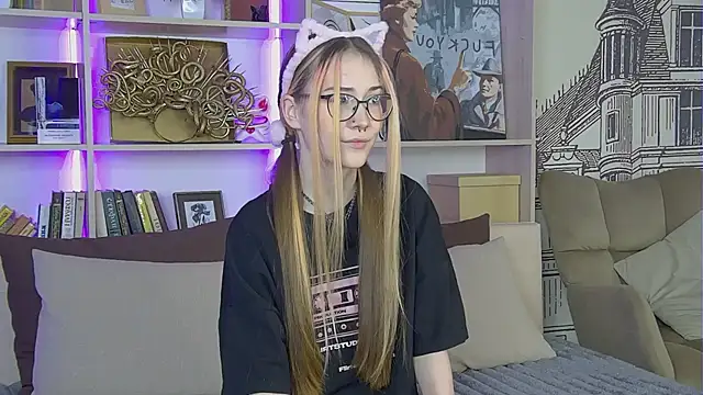 SashaMeow online show from 21, 4, 2026