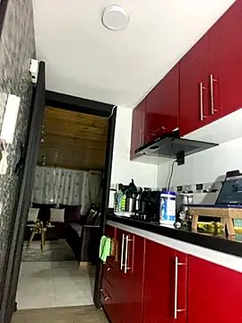 lauuraww online show from 14, 9, 2025