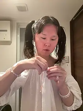 Snapshot of catianya chatting on 16, 4, 2026 catianya online show from 16, 4, 2026