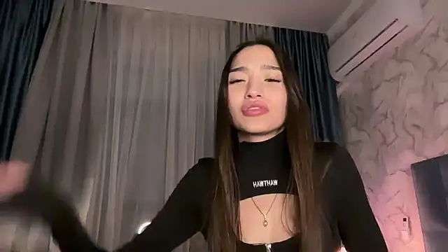 Snapshot of MilenaMilven chatting on 6, 1, 2025 MilenaMilven online show from 6, 1, 2025