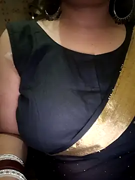 Snapshot of Soniya_444 chatting on 9, 5, 2026 Soniya 444 online show from 9, 5, 2026