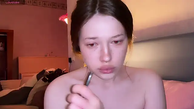 Snapshot of eva_varnerr chatting on 4, 6, 2026 eva varnerr online show from 4, 6, 2026