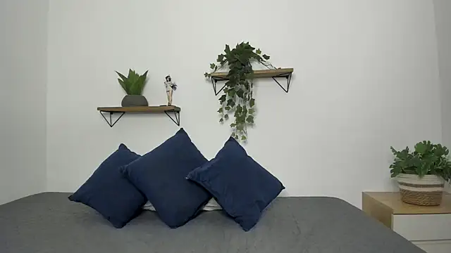 Snapshot of naughty_1girl chatting on 7, 4, 2026 naughty 1girl online show from 7, 4, 2026