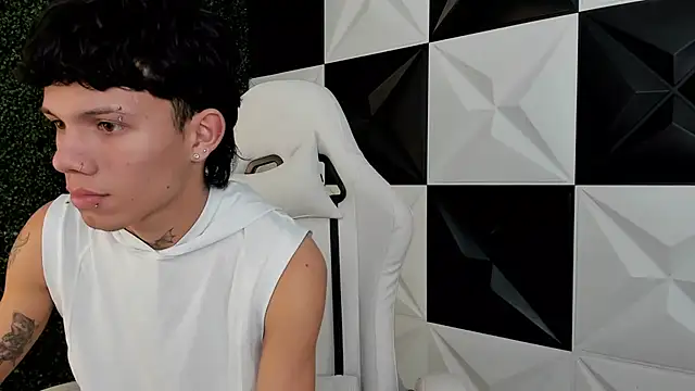 andy dan18 online show from 4, 12, 2025