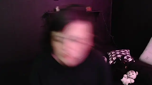 Snapshot of rousstattoo chatting on 13, 11, 2025 rousstattoo online show from 13, 11, 2025