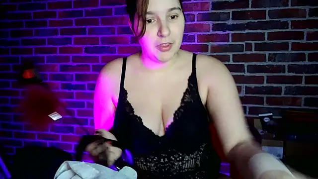 Heleneecesmecs2 online show from 1, 1, 2025