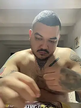 El Titan1998 online show from 4, 3, 2025