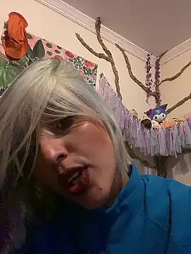 Snapshot of BlueStoneX chatting on 16, 6, 2026 BlueStoneX online show from 16, 6, 2026
