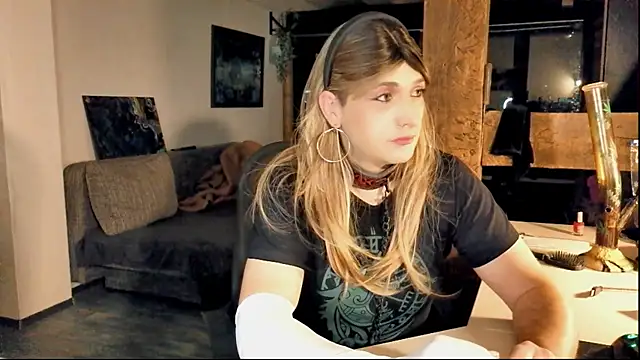 Snapshot of DYasmin69 chatting on 27, 9, 2025 DYasmin69 online show from 27, 9, 2025