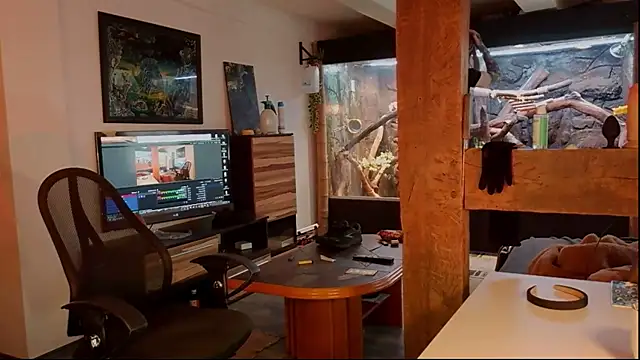 Snapshot of DYasmin69 chatting on 26, 10, 2025 DYasmin69 online show from 26, 10, 2025