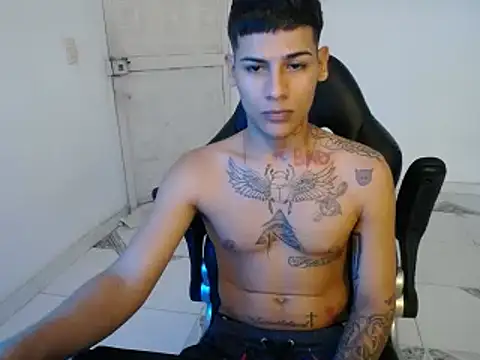 Clyde019 online show from 28, 12, 2024