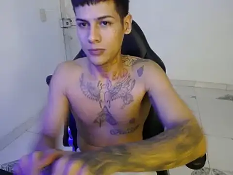 Clyde019 online show from 12, 1, 2025