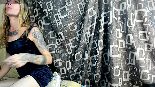 NaughtyBarbie19 online show from 26, 1, 2025