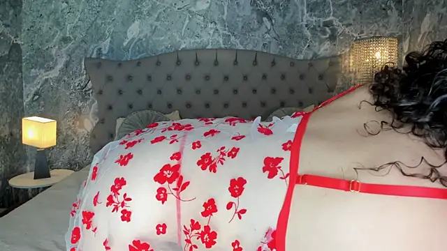 LucyLovelyy online show from 23, 6, 2026