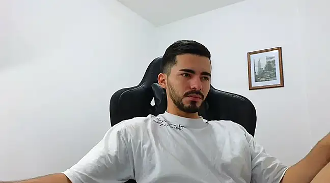 Massimoo 07 online show from 25, 12, 2024