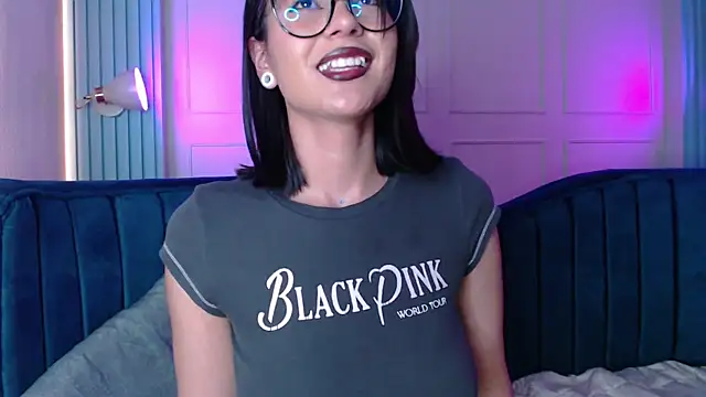 Abbydreams  online show from 28, 2, 2025