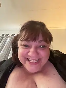 Luciouslouise72xh online show from 26, 9, 2025